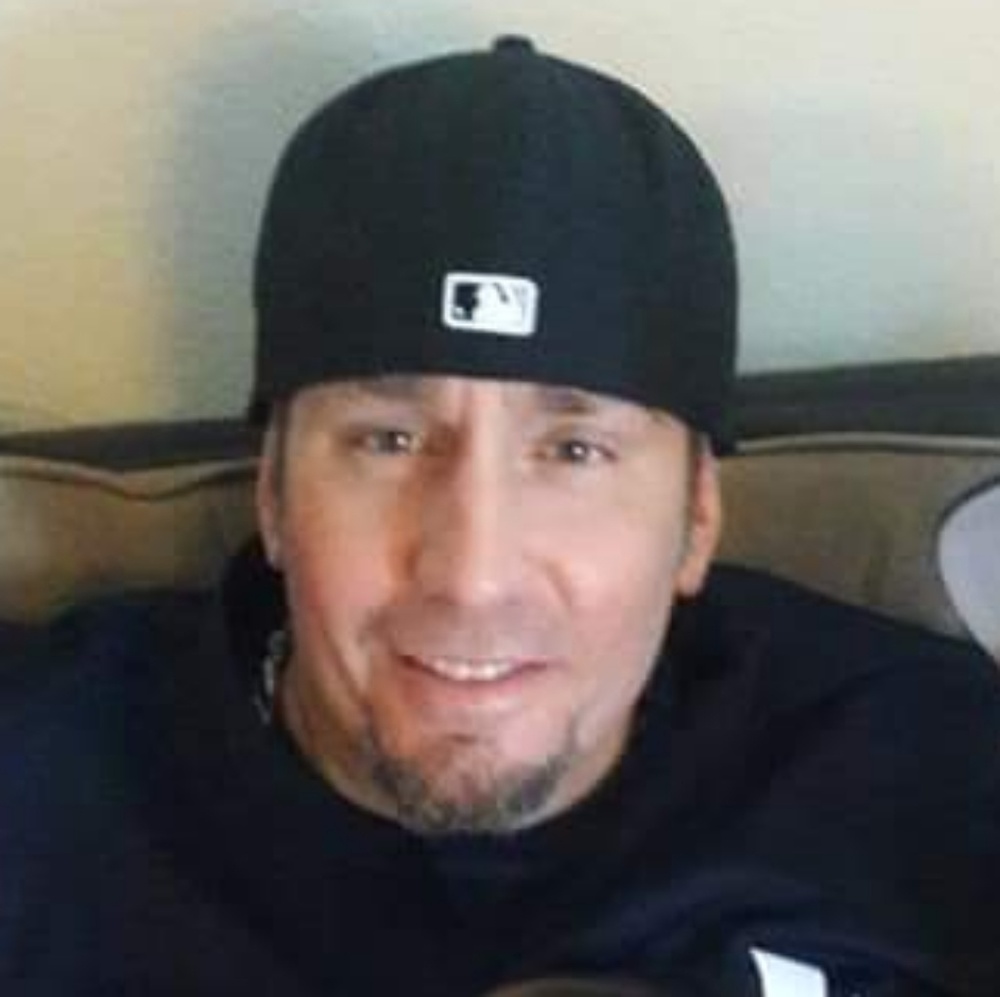 Meet your Posher, Derek